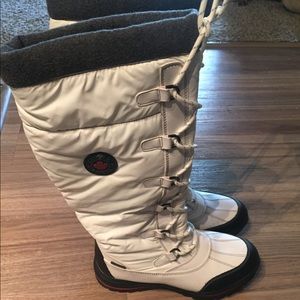 Cougar Canada White Snow Boots